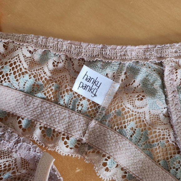 Hanky Panky Lace Bralette - Picture 4 of 7